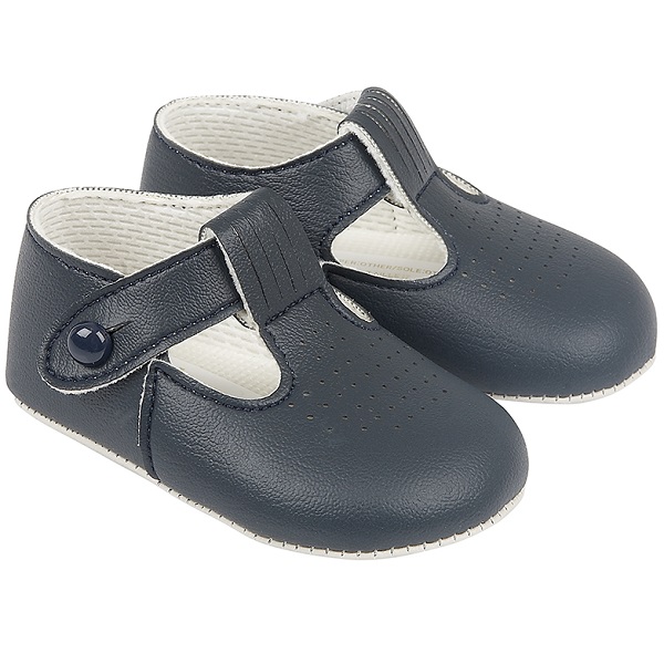 boys pram shoes