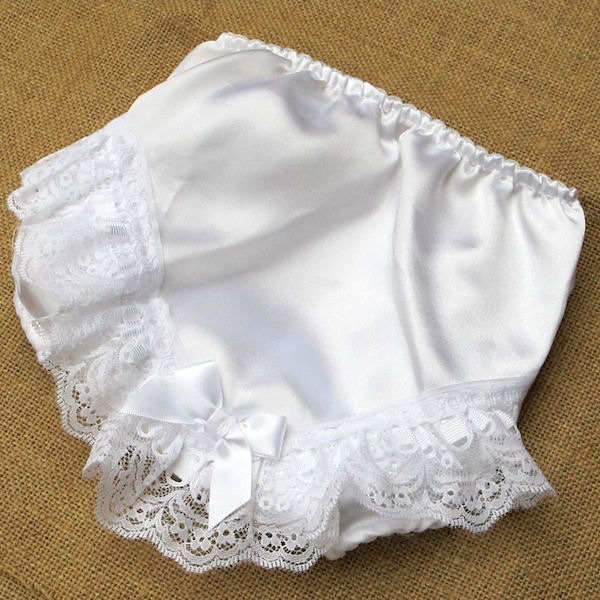 BABY GIRLS CHRISTENING/WEDDING/PARTY FRILLY SATIN KNICKERS/PANTS WHITE OR IVORY 
