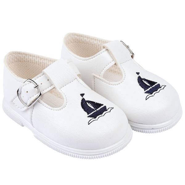 boys navy boat shoes