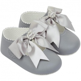 Baby Girls Grey Large Diamante Bow Matt Pram Shoes